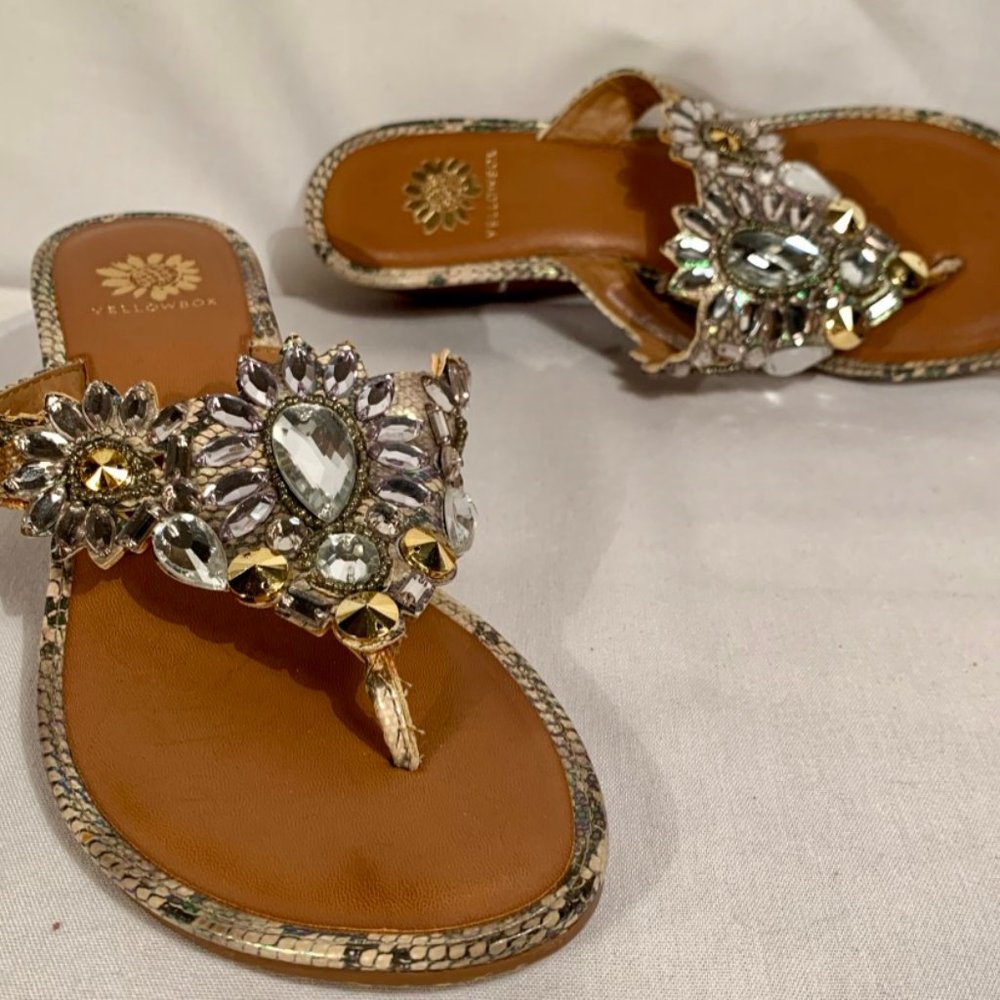 NWOT DRESSY SANDALS YELLOWBOX JEWELED VEGA…